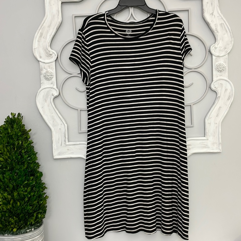 So Black & White Stripe Rayon & Spandex Dress Size XL